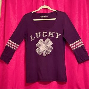 LUCKY BRAND PURPLE CLOVER TSHIRT SIZE M